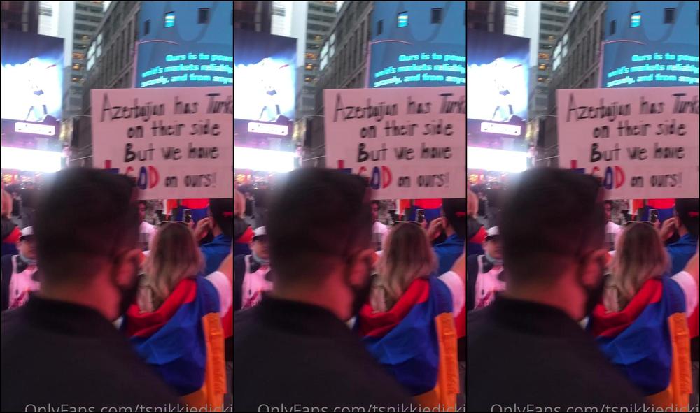 Tsnikkiedickie Yay Protest