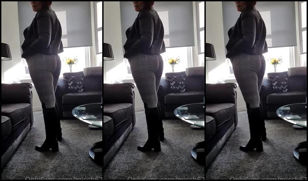 Miss B Nicknamed Missb52S Onlyfans 10 12 2020 You Will Start With My Boots Boi