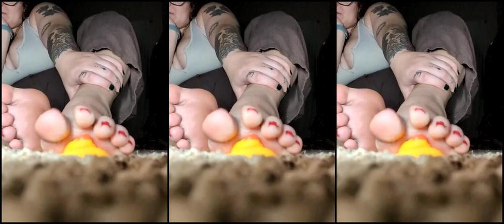 Amber Rae Nicknamed Amberrae969 12 30 2024 Onlyfans Video Who Left Me A Squeaky Duck As A Gift