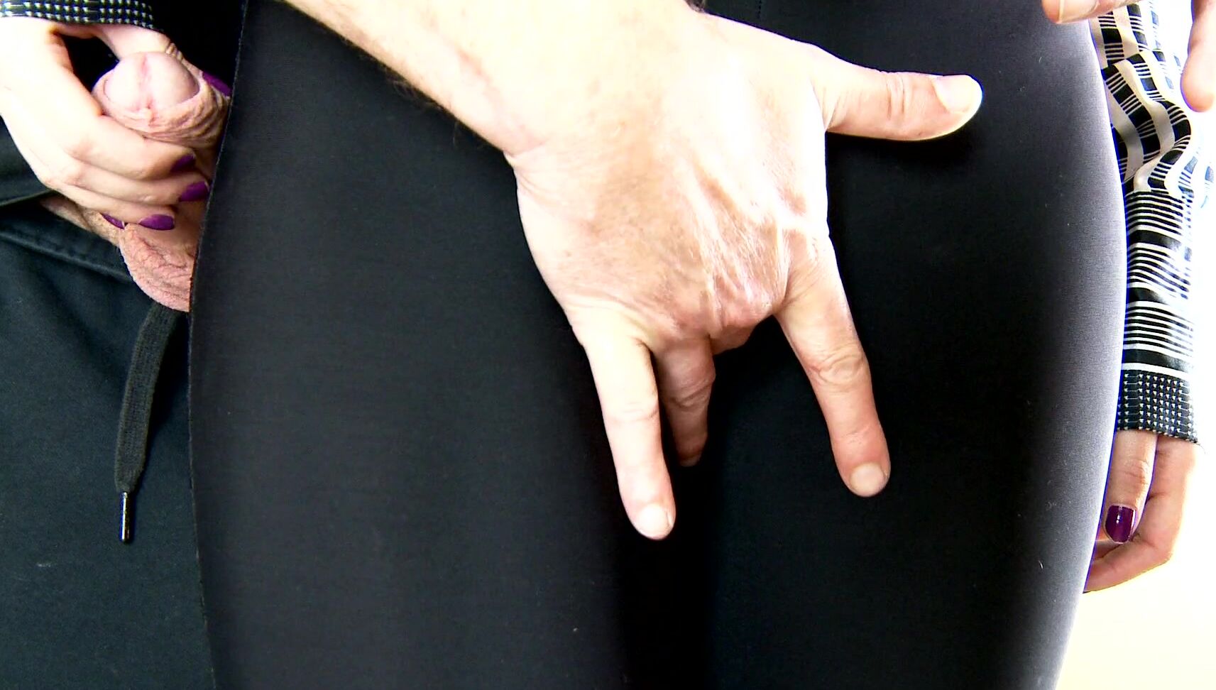 Mmm Cock Job With My Camel Toe In Spandex