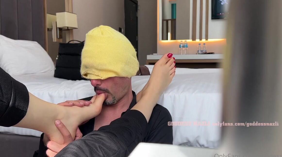 Onlyfans Model Goddess Nazli Aka Goddessnazli Seanstan 846 Vdeo Otur Keyfn Ikar Oxlyoxly