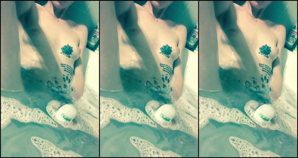 Serenatv Snap Show Cumming In Bath With Vibrator