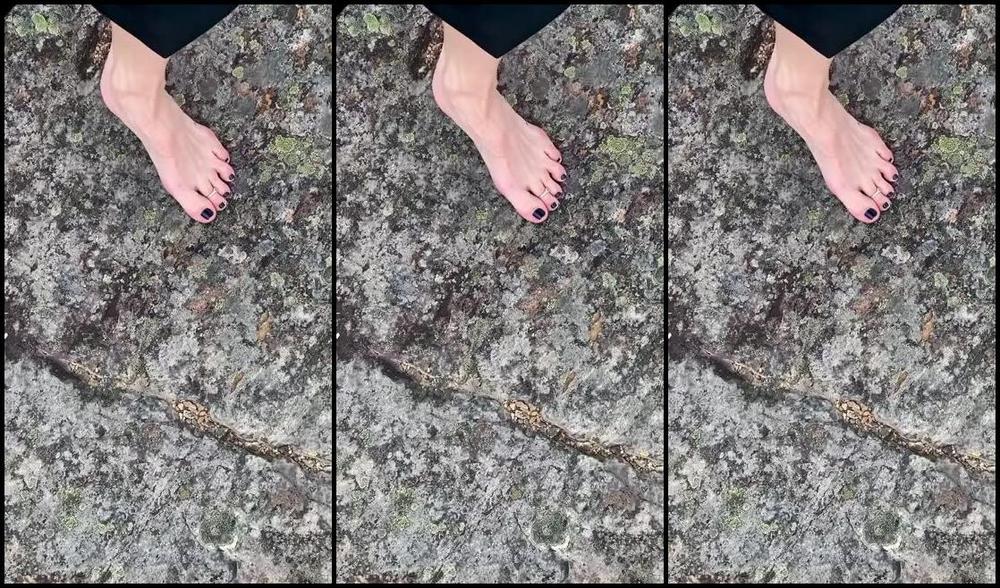 Lezlyan Nicknamed La Little Dancer Feet Onlyfans Walk With