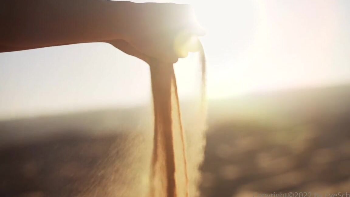 Eve Schwarz Nicknamed Eveschwarz Onlyfans The Longer That You Look At Me The Deeper You Fall You Are Deeply Devoted To Me Im Your One