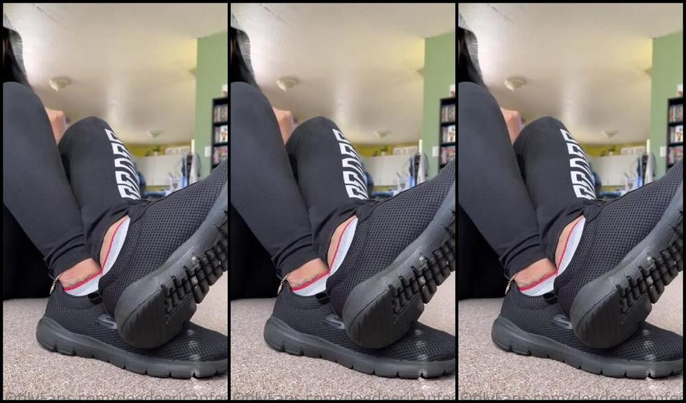 Deedeericanfeet Onlyfans As Requested Scratchy Scratchy