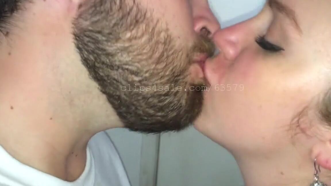 Kissingchannel Nicknamed Kissingchannel 10 08 2017 Onlyfans Video Shane And Eliza Kissing Video 4