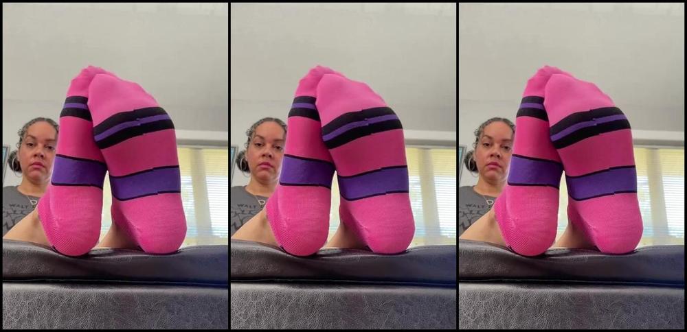Deedeericanfeet 05 28 2024 Onlyfans Video Gm As Requested Sock Tease From This View