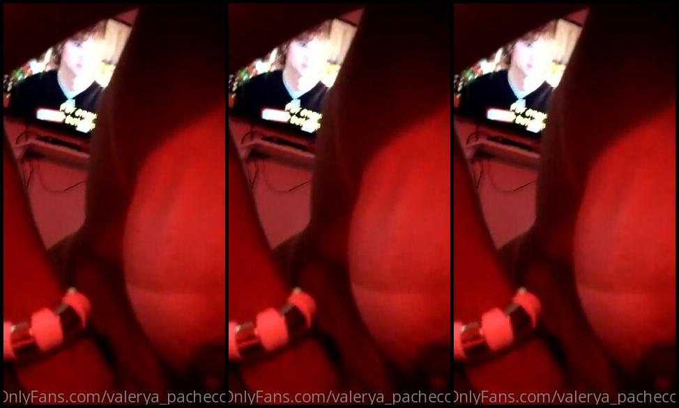 Valerya Pacheco 443147030 06 18 2020 Sentando Gostoso