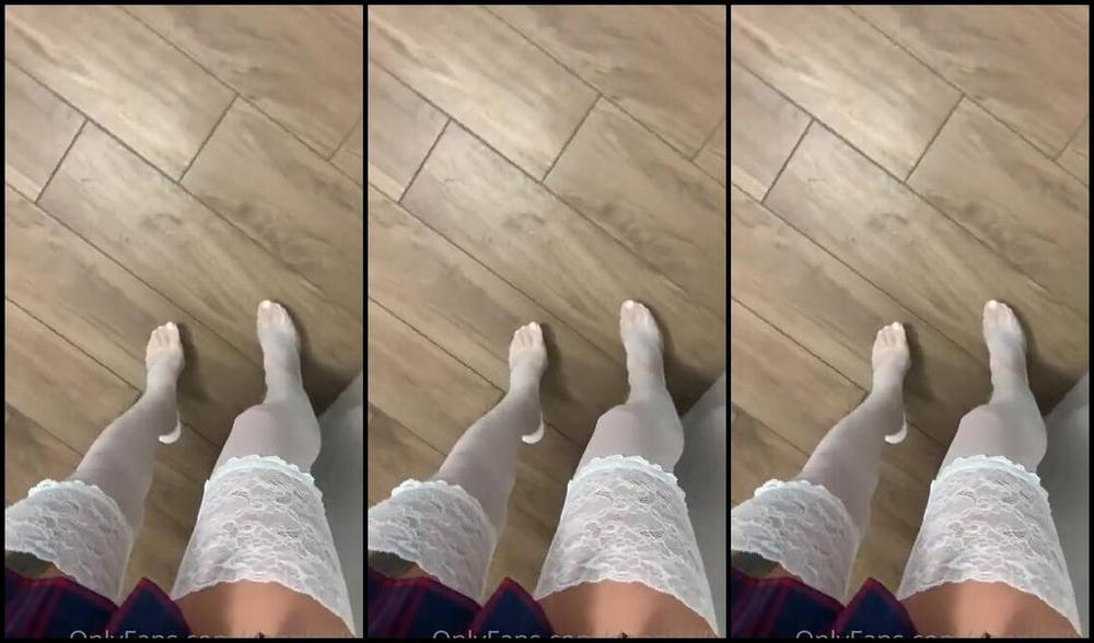 Deapistilla Nicknamed Deapistilla1 09 24 2022 Onlyfans Video Zoccoletti E Culo Con Autoreggenti Bianche