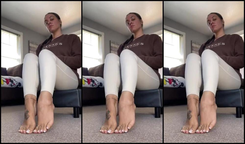 Deedeericanfeet 03 11 2024 Onlyfans Video Mhmmmmm Here A Sexy Mean Look For U