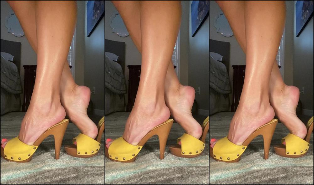 Amysarches Legs And Yellow Kiara S Clip Stay Tuned For Part Of This Video Thank You All So Much