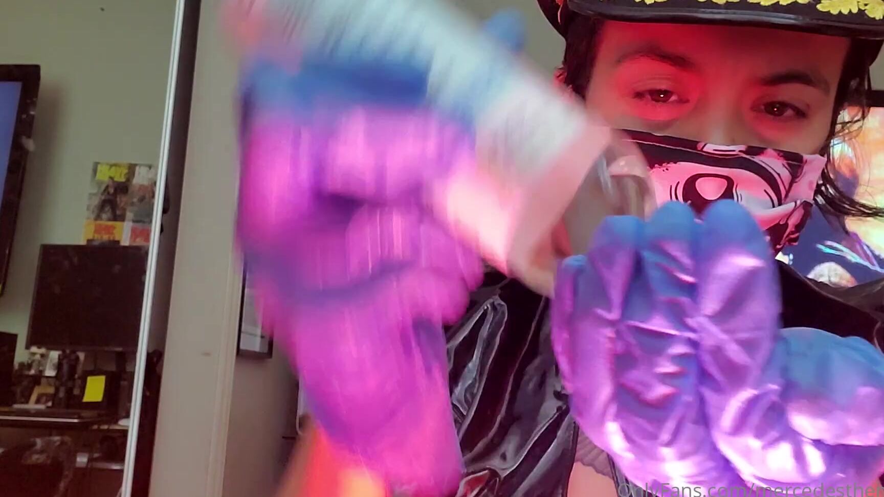 Mercedesthemuse 269980037 04 29 2020 Spend Your Hump Day Quarantined With Me Assfetish Oil Latex Maskporn