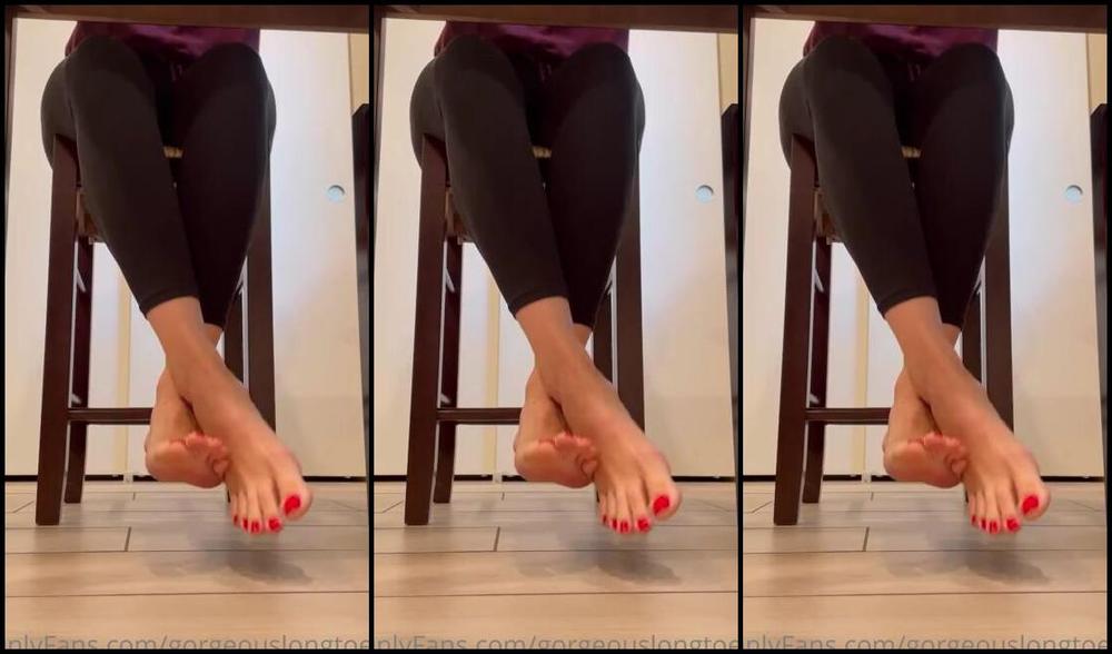 Gorgeous Long Toes Nicknamed Gorgeouslongtoes Onlyfans Happy Hump Day Anyone Else Work Remotely Here S To Finishing The Work Week And Enjoying