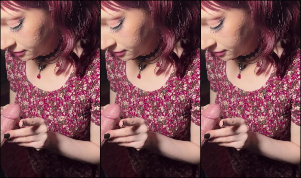 Annablossom Late Night Living Room Bj Facial In My Cute Little Wine Red Wig