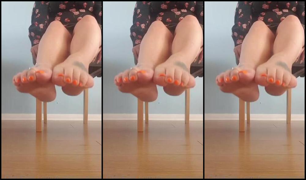 Maddison Spoilt Nicknamed Maddisonspoilt Onlyfans Popped Home For A Little Lunch I Spotted You Gooning So Decide To Tease You With Some Shoe And Foot