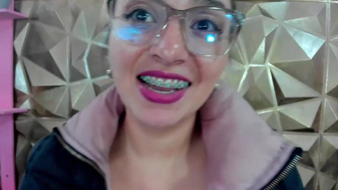 "Coconutsex" dildosucking, milf, roughsex, sensual, sloppy Sensual Saliva Showers manyvids