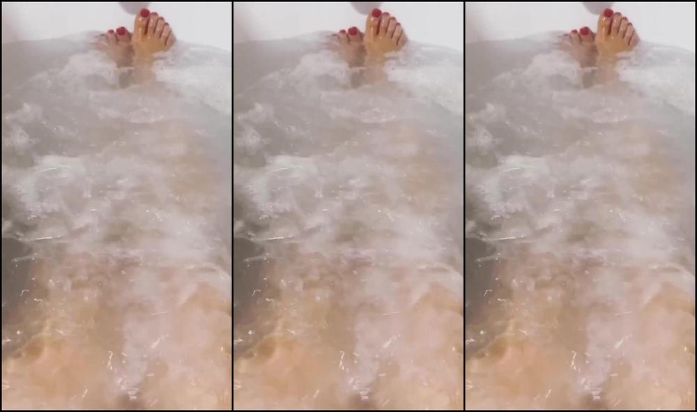 Mistress Gaia Dopo Il Lavoro Per Rilassarsi Non C E Niente Di Meglio D