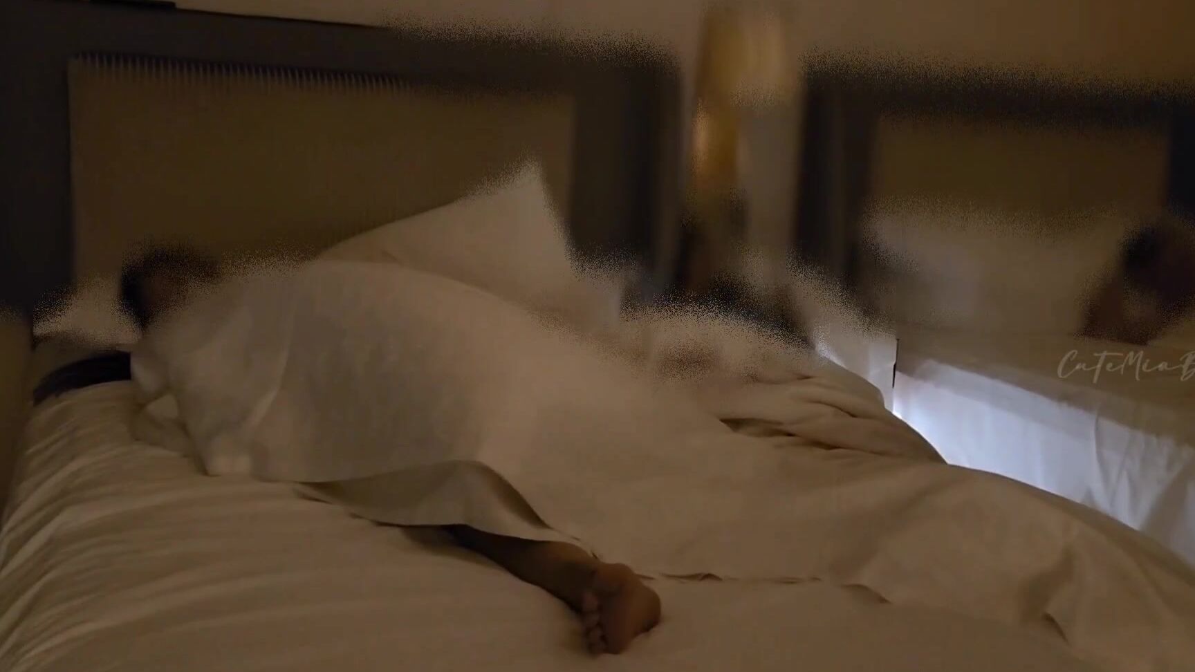 cutemiababe-04-12-2023-3112372448-at-hotel-room-all-in-sleep-but-my-bff Onlyfans