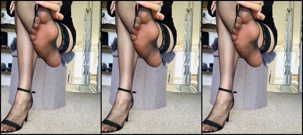 The Queen Of Sole Aka Missesdiscreets Onlyfans It S Time To Take Off My Heels Slowly So I Can Tease You 4