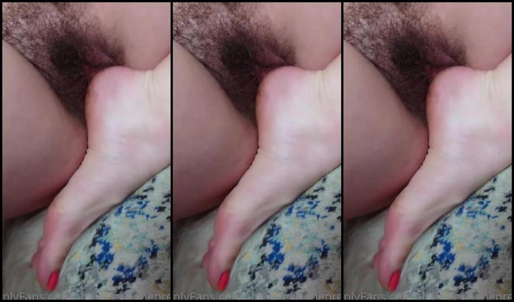 Thefallenbabepremium Onlyfans Couldn T Let You Off On Hump Day Without Something Extra Spicy Pussy Play Heel Humping Bootyp