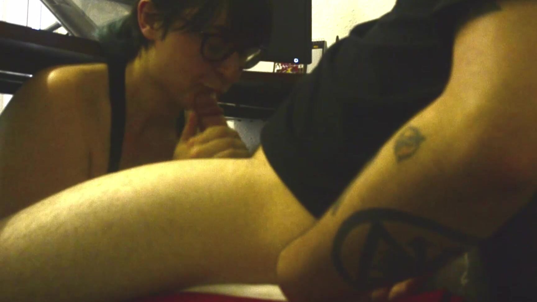 Blow Jobs, Blowjob, Cumshots, Public Blowjob lizhunny sucking cock under the desk ManyVids