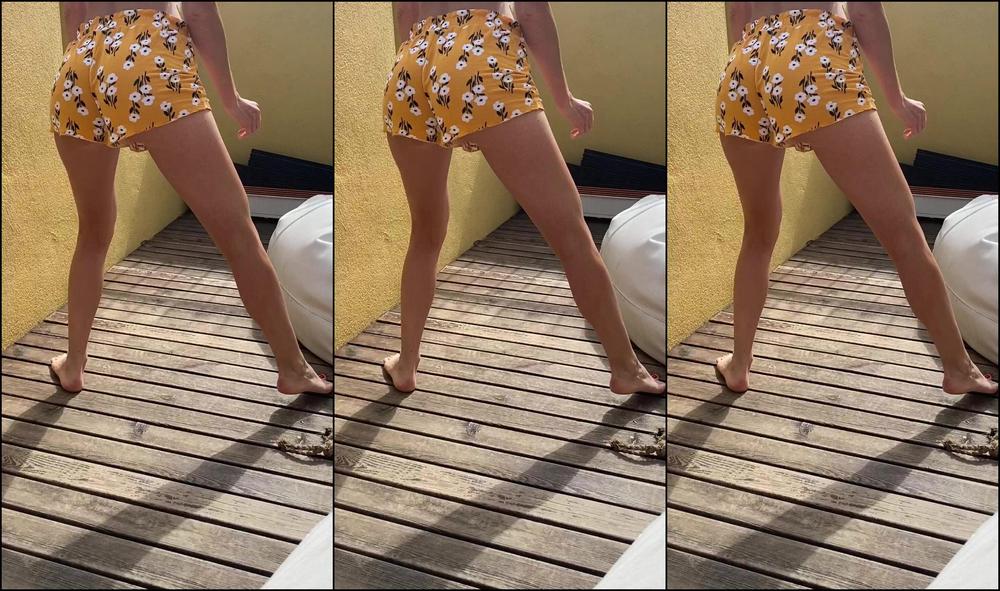 mysweetapple-12-04-2020-229152941-i-was-working-out-my-man-interrupts-me-and-then-our-dog-interrupts-us-