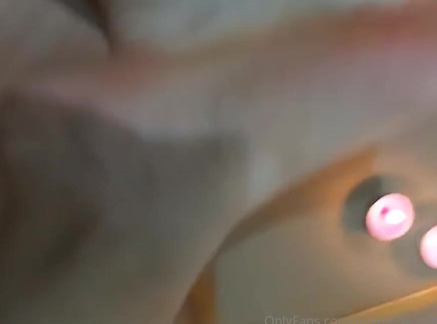 Queen Salome Onlyfans Bildiiniz Zere 1 Haftalk Tatildeyim Eski Videolar Paylayorum Hergn Paylam Yapamayacam Sabp