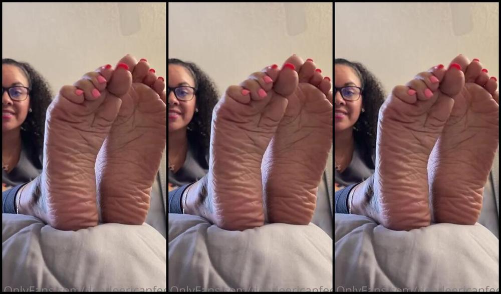 Deedeericanfeet Onlyfans Wooo My Deep Wrinkled Soles In This Lighting View