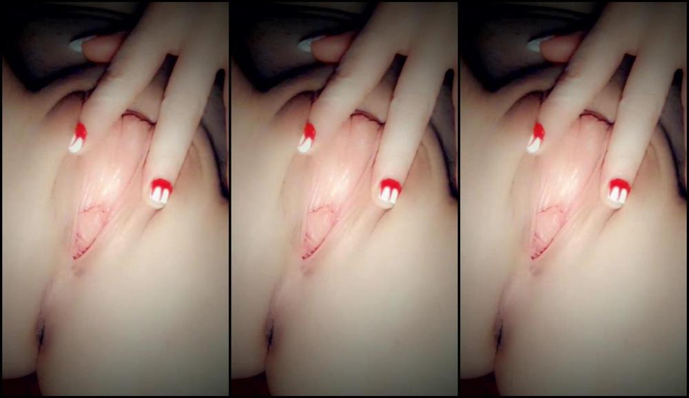 Sophieshox Minute Close Up Pussy Worship Video