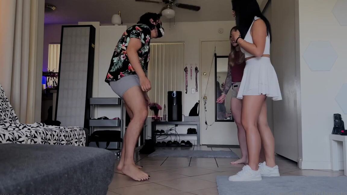Beasty Ballbusting Aka Beastybusted 08 08 2023 Onlyfans Video My Real Life Friends Chloe And Jade Came Over To See If My Balls Are As 0G22