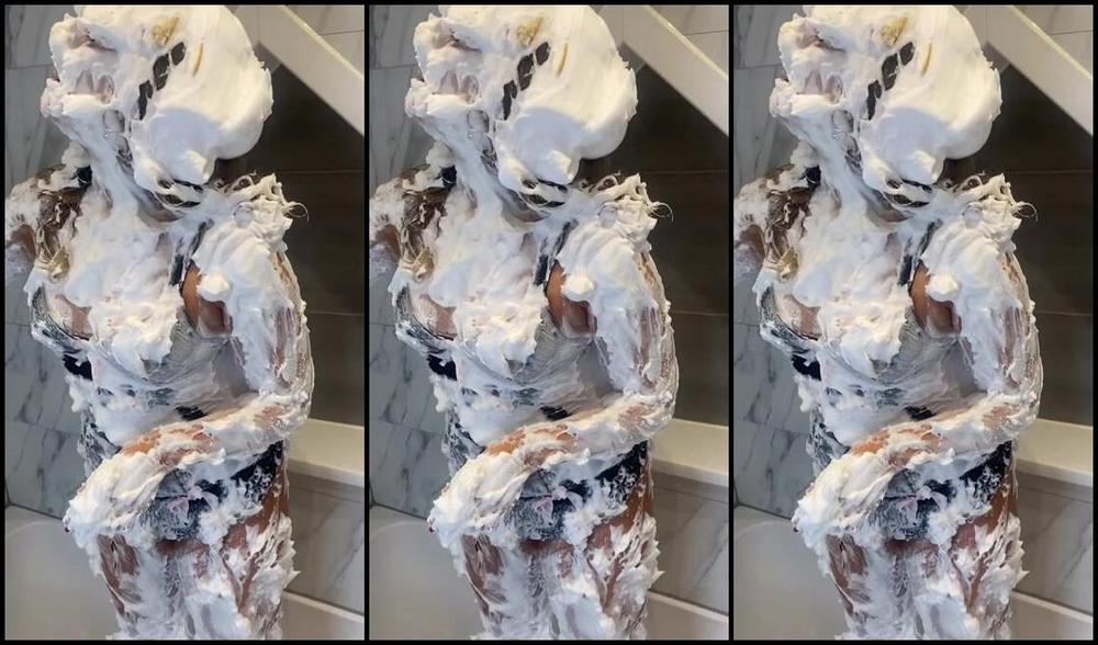 Bsmessybakery Nicknamed Bsmessybakery Onlyfans Messy Shower In One Of My Favourite Cute Silk Underwear Sets