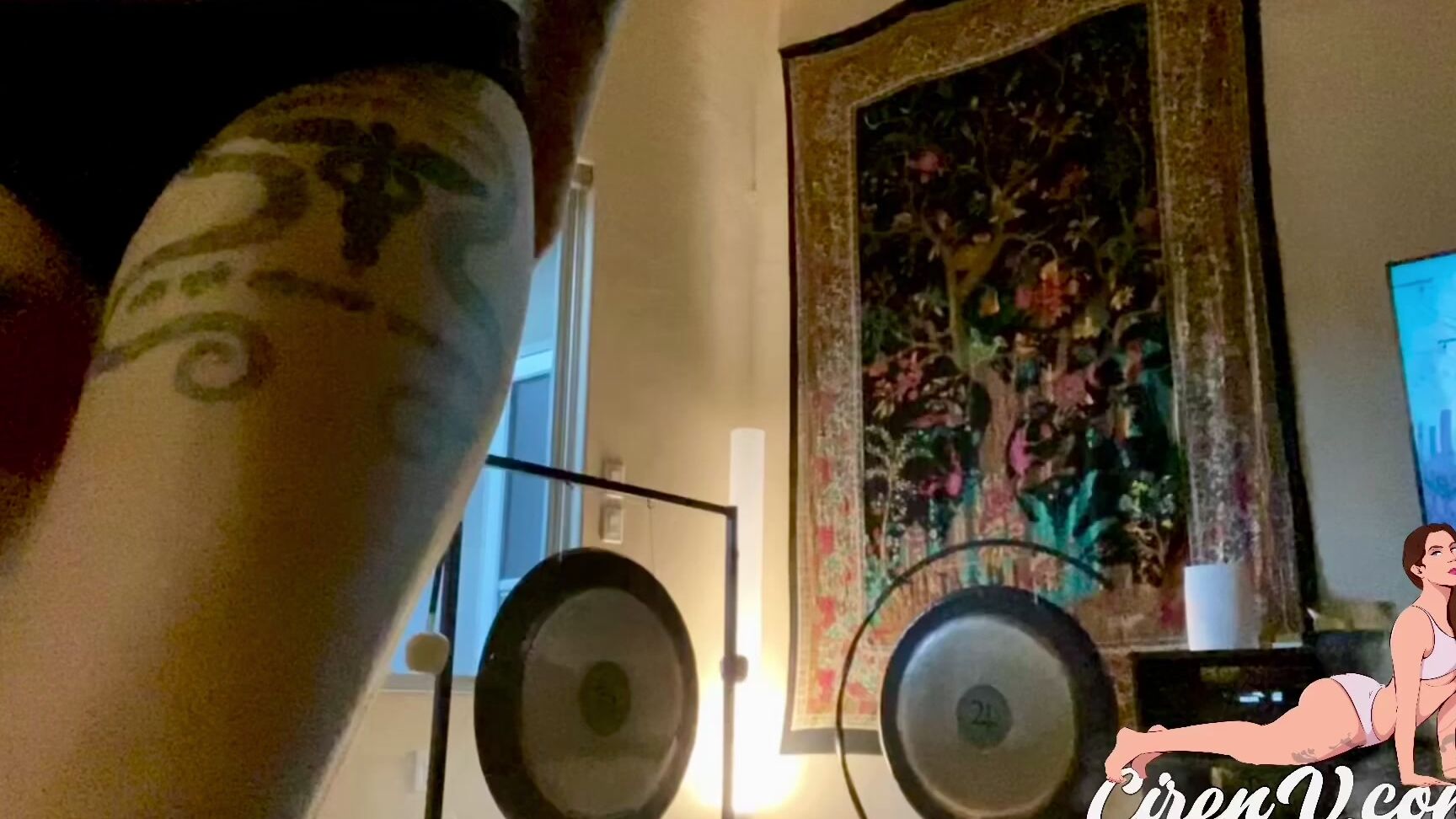 Ciren Verde Free Sexy Dancing Treat