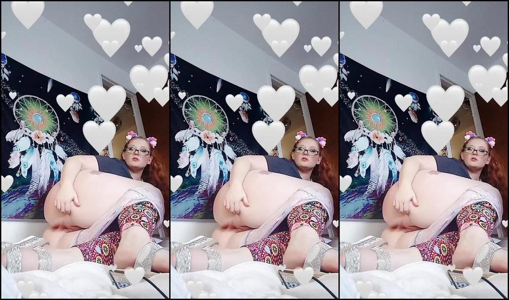 Myliemoore Im Gonna Wiggle My Ass For The Next Few Hours