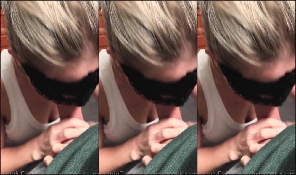 Britneykiss Me Hubby Is Off This Week And It S Been Great Fun I Dragged Him Into Our Bathroom After Lu