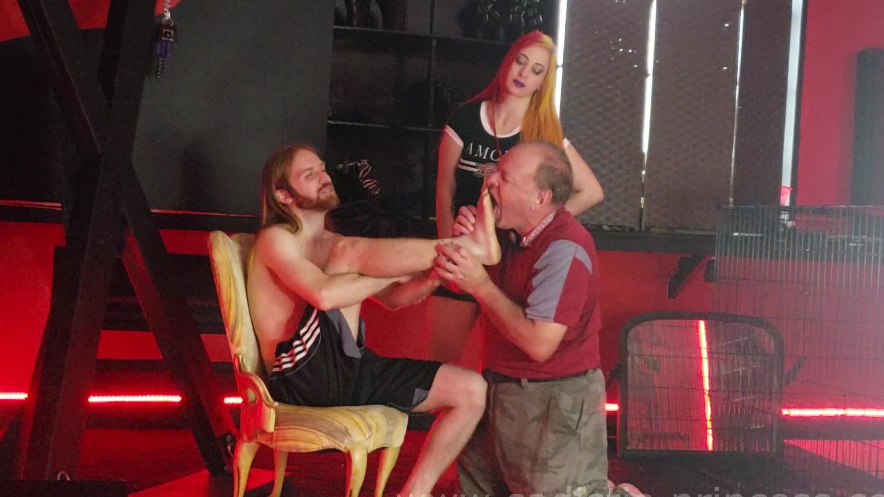 Goddess Lilith - Cuckold Slave Worships New Masters Feet ManyVids