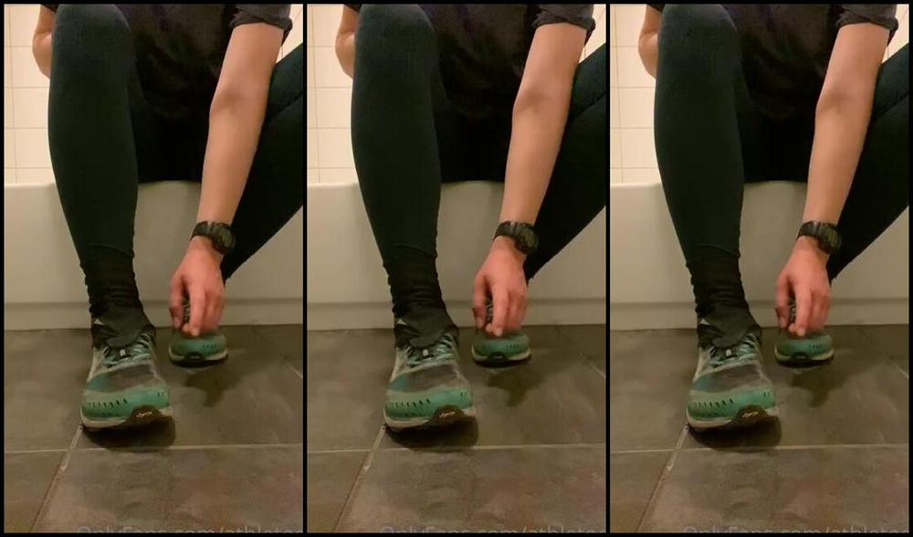 Athletoes Nicknamed Athletoes Onlyfans Dusty Shoe And Sock Removal