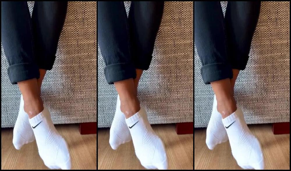 Stillsinning Nicknamed Stillsinning Onlyfans There S A Heat Wave Where I Live Imagine How Sweaty And Smelly My Cute Socks Are After A Walk 5