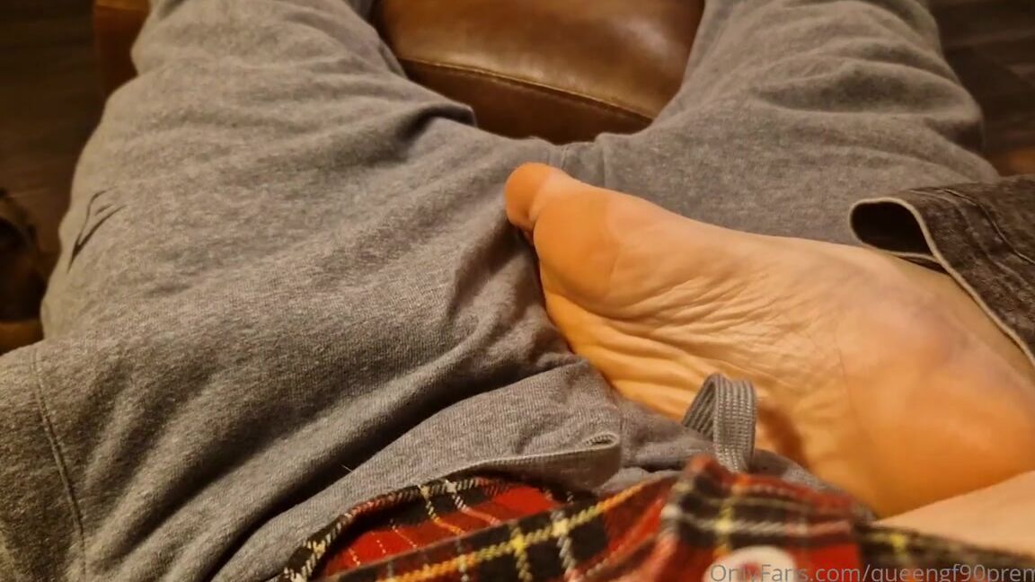 The Foot Queen Of England Aka Queengf90Premium Onlyfans Sunday Evenings