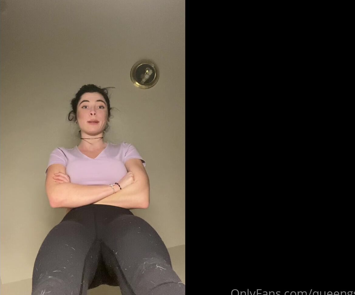 Queengsoles Not Impressed By Footworship Punishment Posting A Long Video As A Special Treat