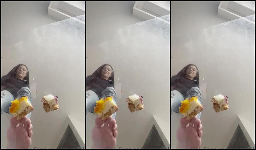 Goddessgaelle Nicknamed Badgaelle Onlyfans Il Me Semble Que Seul Les Photos De Ce Crushing De Cheesecake Taient En Ligne