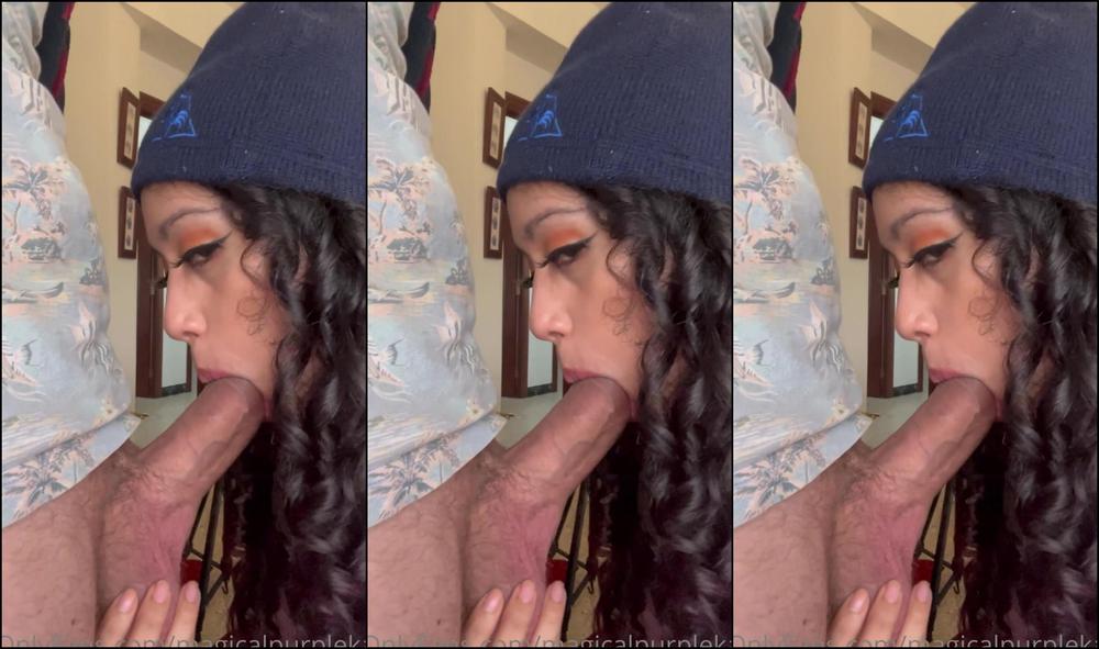 Magicalpurplekat It S Cold So I M Wearing My Street Clothes This Hobo Looking Girl Was Eager To