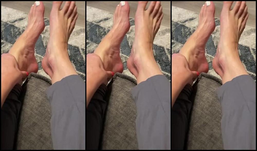 Tickles Soft Soles Nicknamed Ticklessoftsoles Onlyfans Will You Wake Them Up For