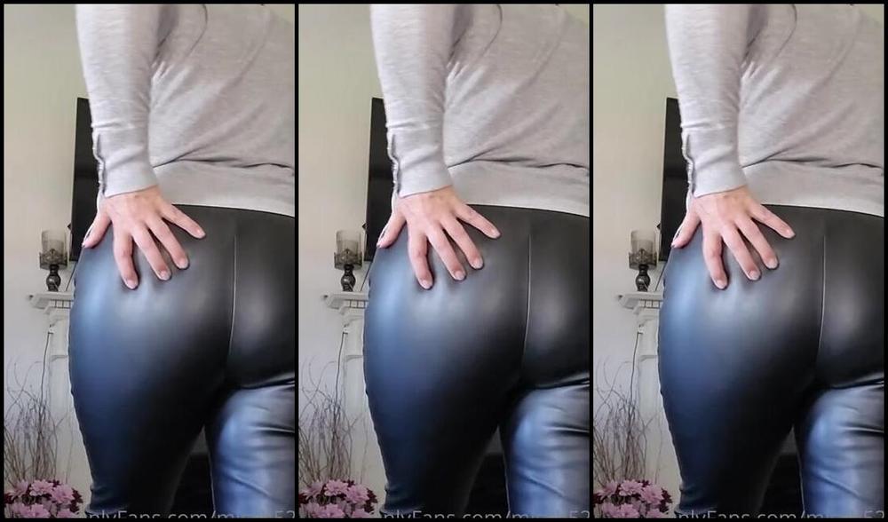 Miss B Nicknamed Missb52S Onlyfans 05 27 2022 You Need To Pay To Worship My Leather Coverd Arse