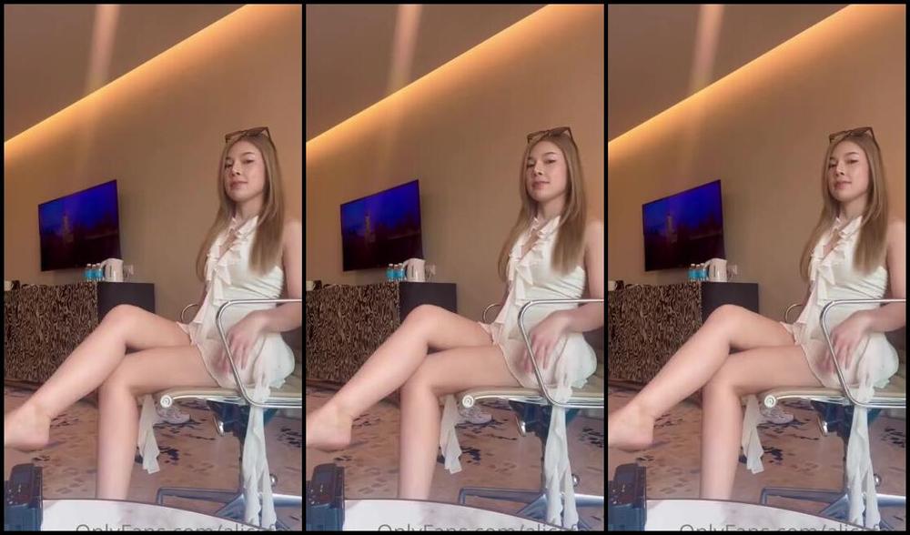 Alicefeetz Nicknamed Alicefeetz 07 10 2023 Onlyfans Video Chilling In Hotel With You