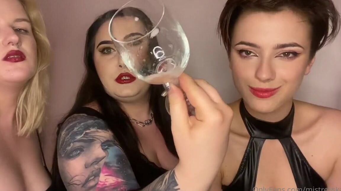 Mistresskarino Onlyfans I Know You Dream Of Being My Spittoon This Time You Have The Opportunity