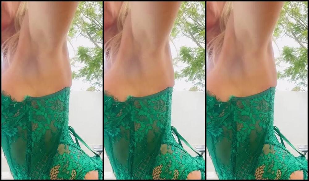 Ladydarkangeluk Onlyfans Tease In Honey Birdette