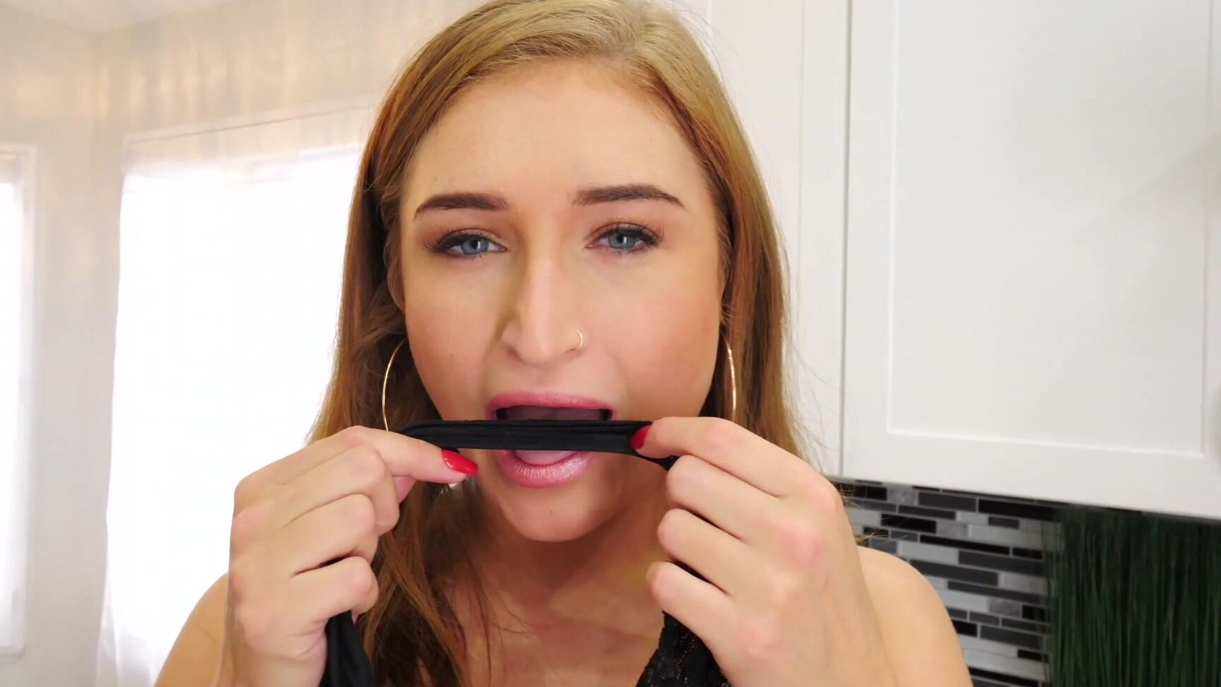 Big Ass, Jeans Fetish, Panty Stuffing, Solo Female, Strip Tease skylarsnowxxx denim tease amp amp panty stuffing ManyVids