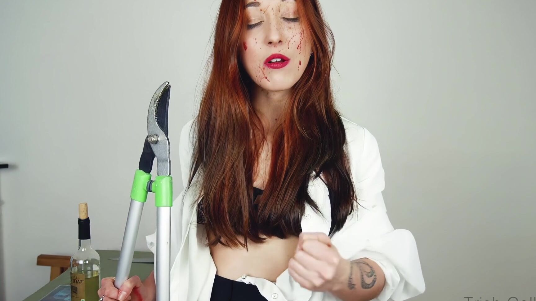 Trish Collins 090 JOI Jeu De R Le American Psycho ManyVids