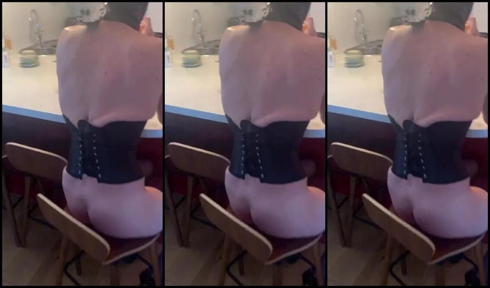 Ladydarkangeluk Onlyfans Late Updates As Had Problems With Only Fans My Slave Last Night Drinking My Champagne Dressed In