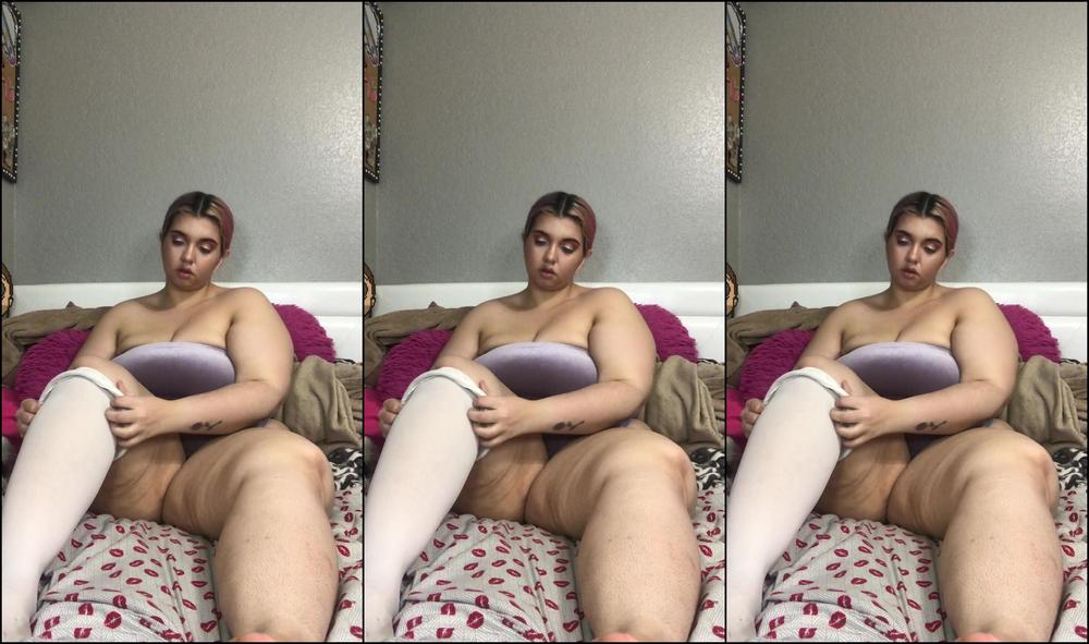 Rose D Kush 508096043 07 07 2020 Relaxing And Lotioning My Feet